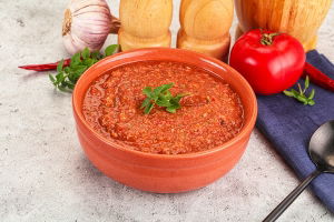 Gomo Red Pesto