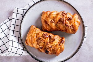 Ready to Bake Maple Pecan Plait