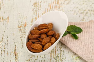 Whole Skin-on Almonds